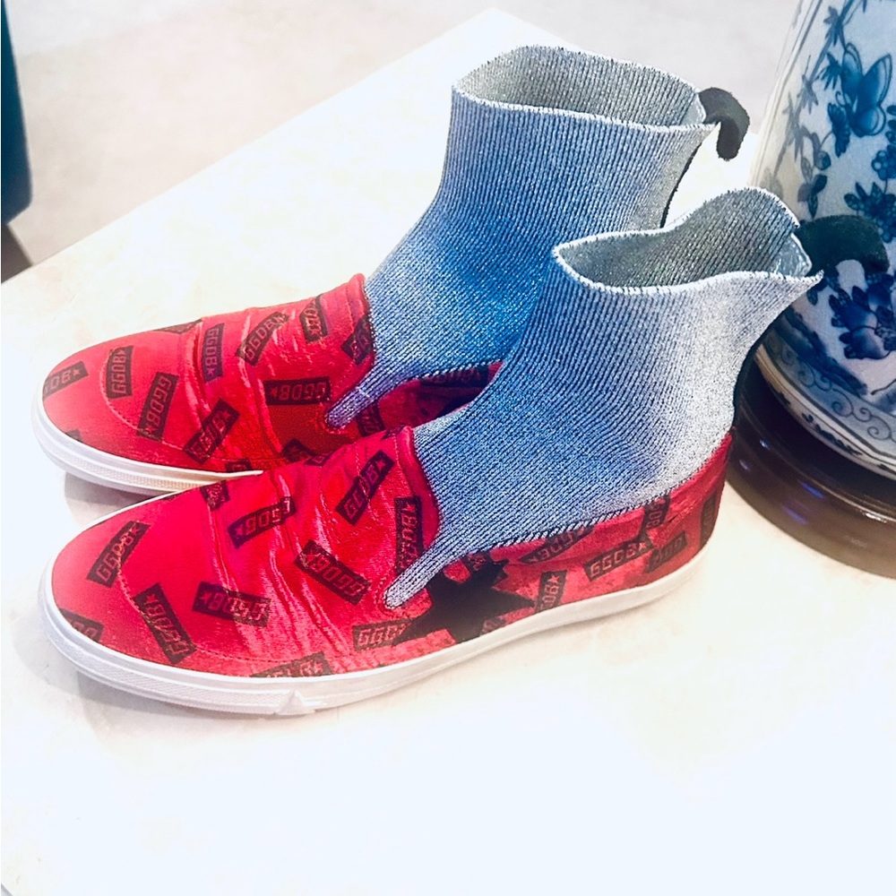 GOLDEN GOOSE DELUXE Red Velvet Pull On Socks Sneakers Size 8 fits 7.5 also - Picture 1 of 13